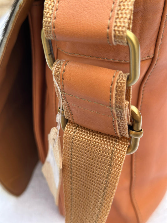 Leather bag with goat fur