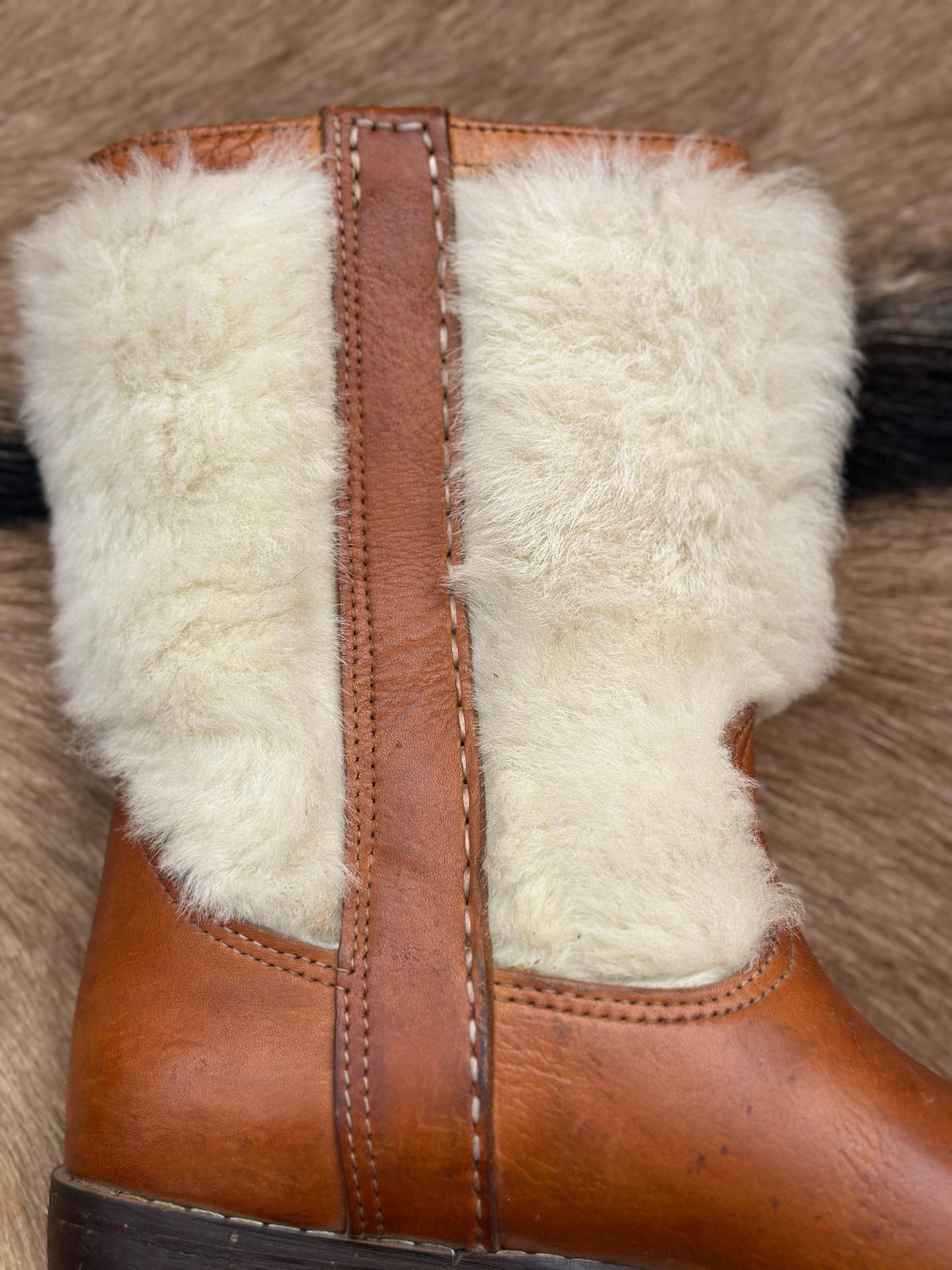 Leather Boots with goat fur
